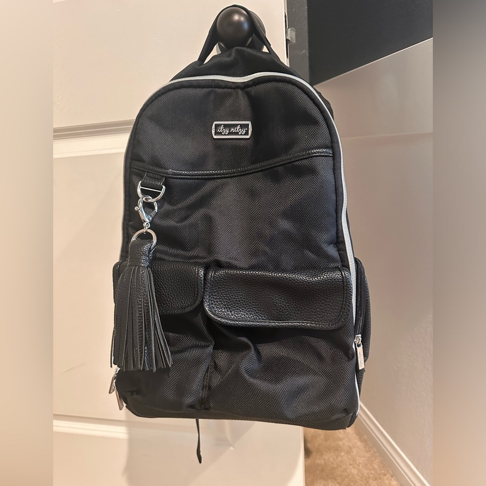 Itzy ritzy boss diaper bag